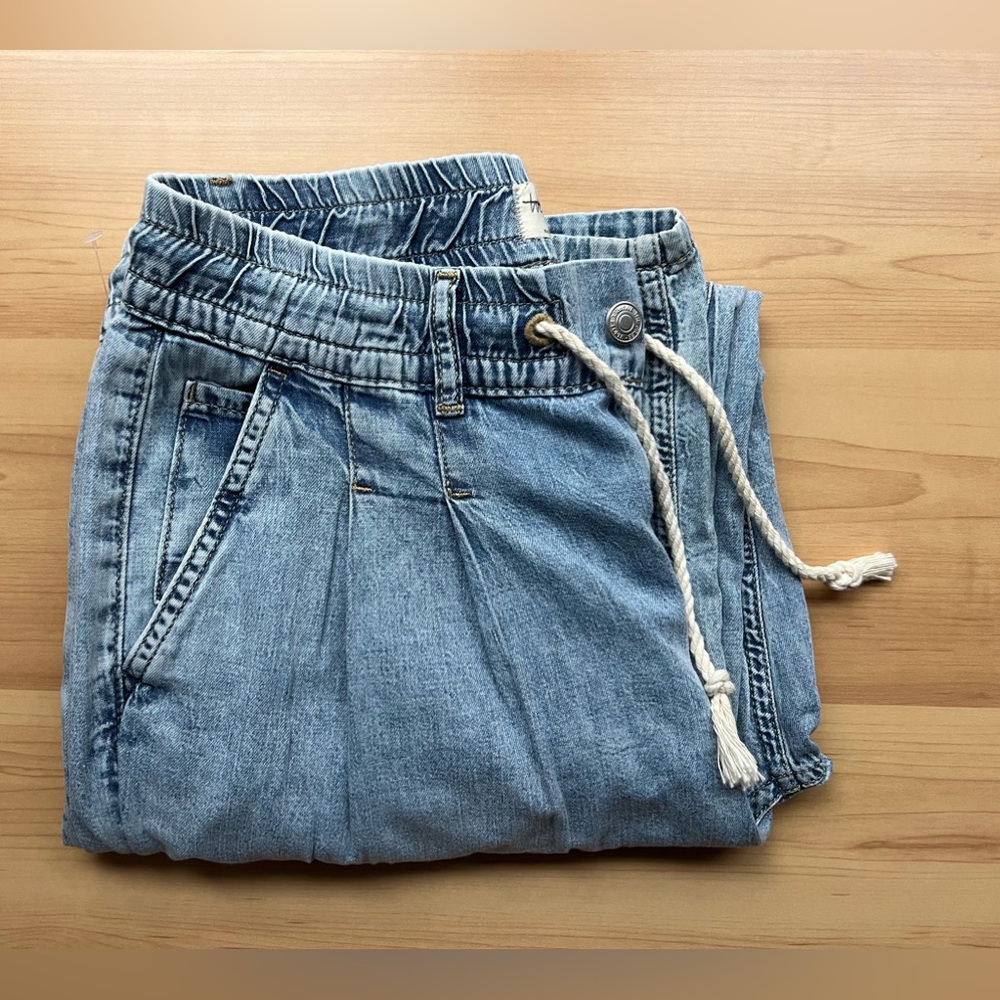 WE THE FREE - Women’s Jeans /Thin material is breezy & lightweight/ Size XS - Picture 3 of 11